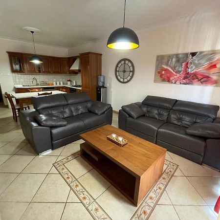 Beautiful Central Apartment With Pool St. Paul's Bay Ngoại thất bức ảnh