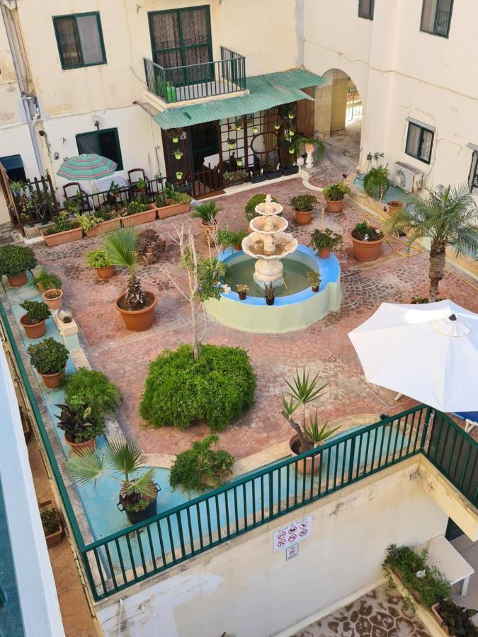Beautiful Central Apartment With Pool St. Paul's Bay Ngoại thất bức ảnh