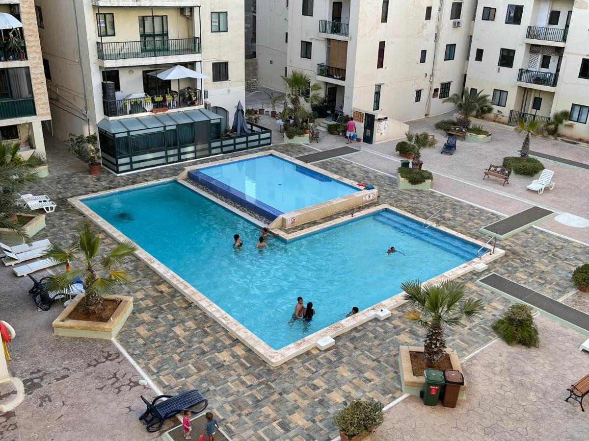 Beautiful Central Apartment With Pool St. Paul's Bay Ngoại thất bức ảnh