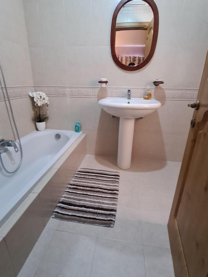 Beautiful Central Apartment With Pool St. Paul's Bay Ngoại thất bức ảnh